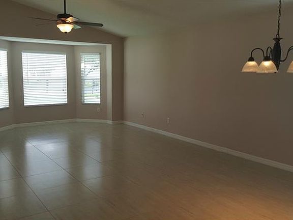 5th image of 1125 Portmoor Way