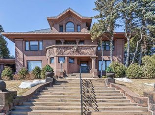 2018 E 1st St, Duluth, MN 55812