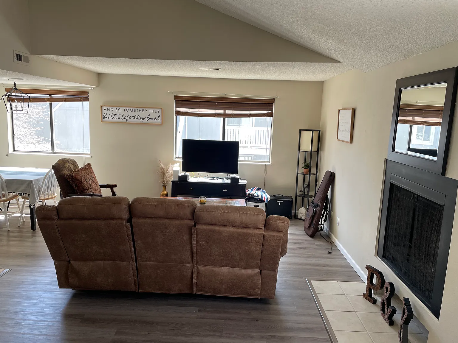 6570 E Mississippi Ave — Photo 3