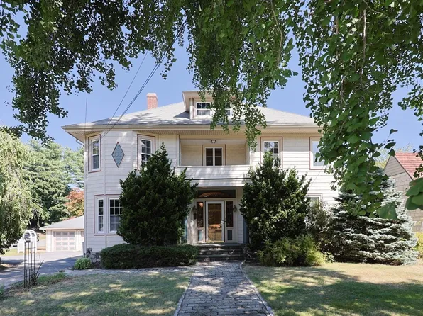 116 Adin St, Hopedale, MA 01747