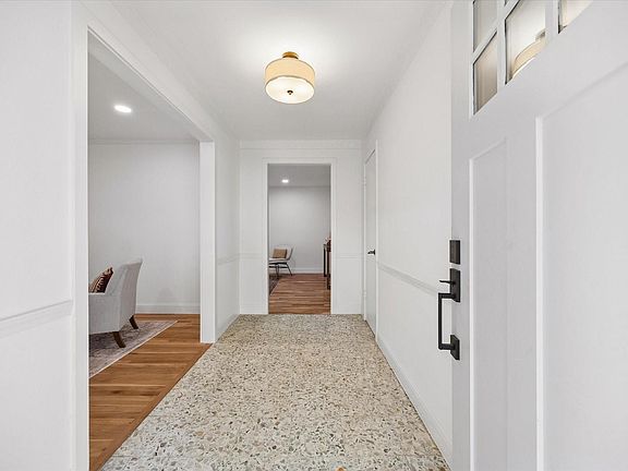 3rd image of 5706 Capello Dr