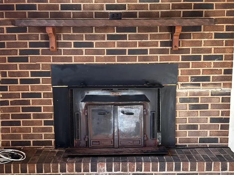 311 Monroe St — Photo 12