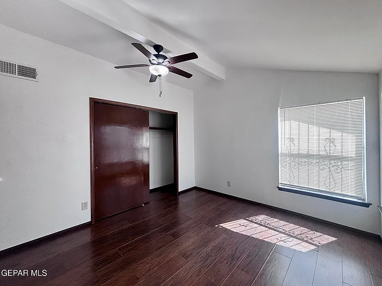 11578 Chaplin Ct — Photo 18