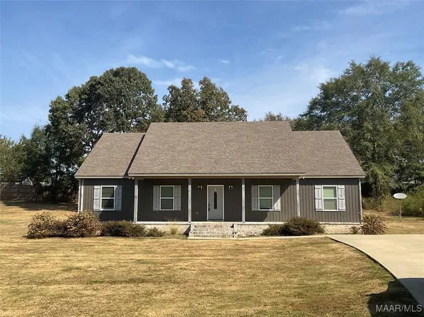 160 Indian Ln, Tallassee, AL 36078