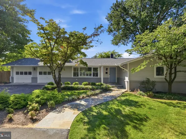 1003 Collingwood Rd, Alexandria, VA 22308