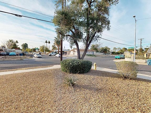 4th image of 1900 Canosa Ave