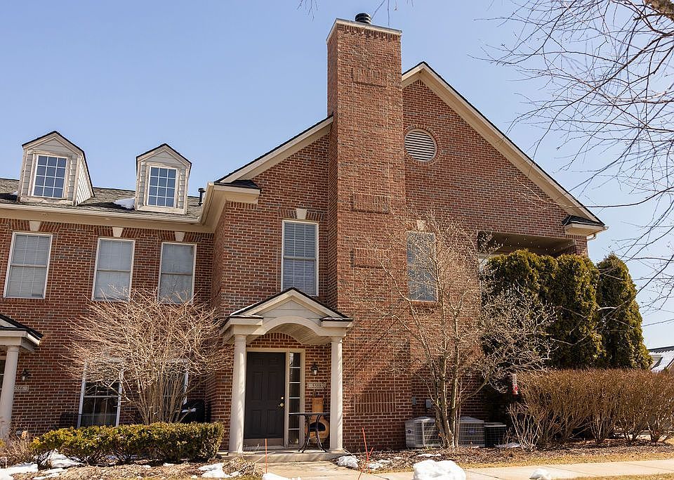 1st image of 5588 Hampshire Ln #179