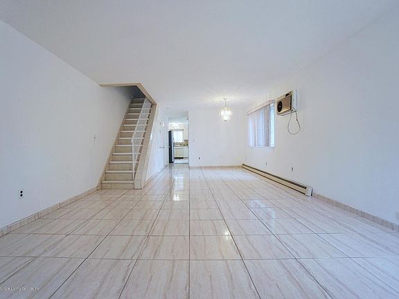 5th image of 717 Durant Ave
