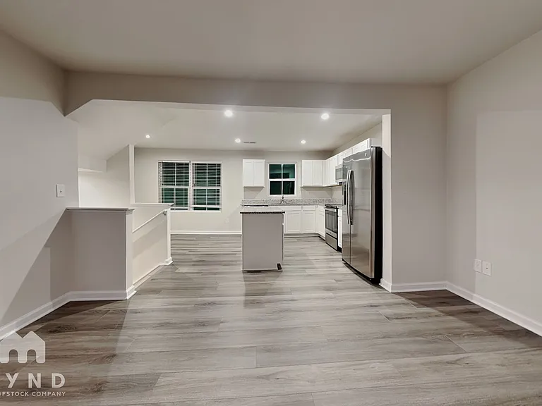 2227 Fathom Way — Photo 4