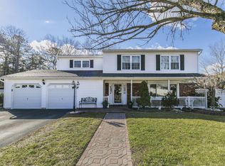 18 Cidermill Ct, Howell, NJ 07731