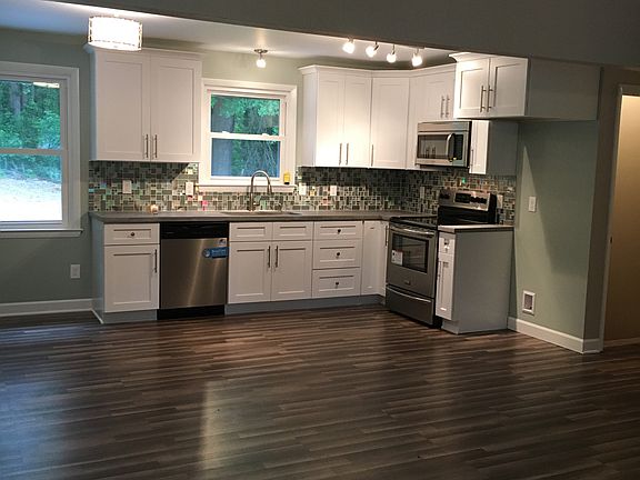3rd image of 1235 Shannonbrook Dr