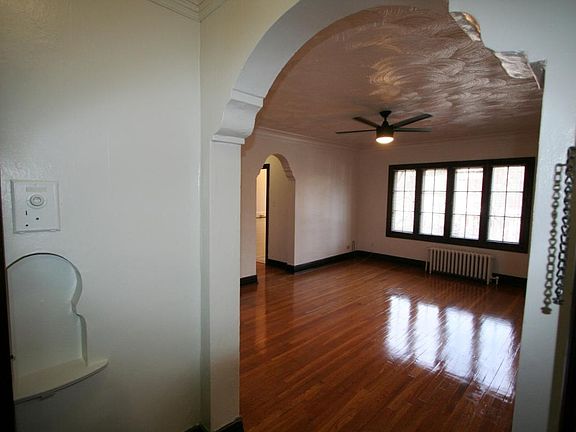 2nd image of 1119 N Lafayette St APT 2