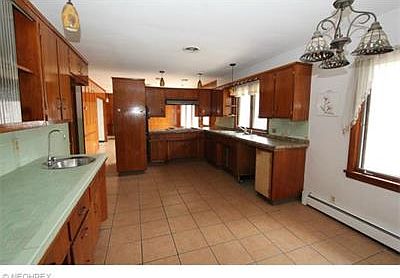 2nd image of 469 Sunrise Blvd