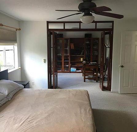 4th image of 1047 Nandina Dr