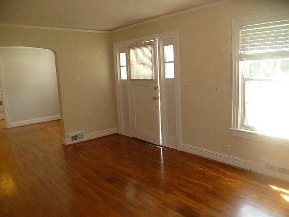 2nd image of 2216 Walker Ave