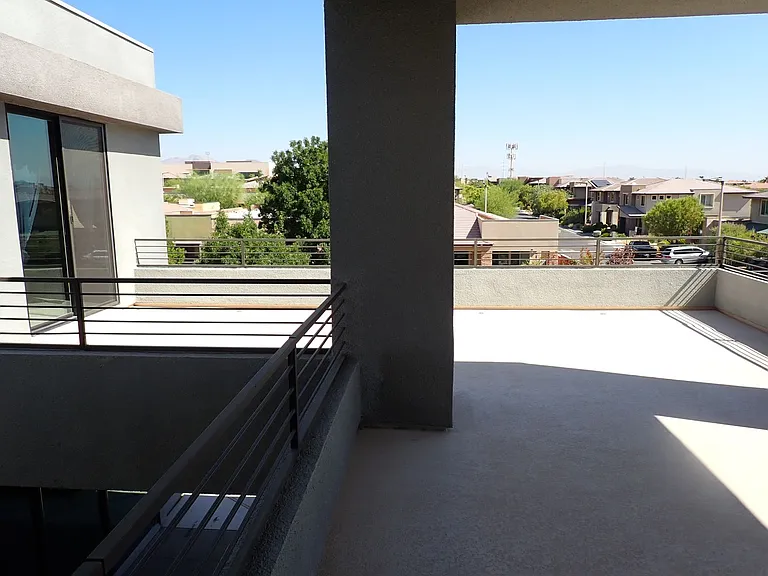 10226 Jade Gardens Dr — Photo 30