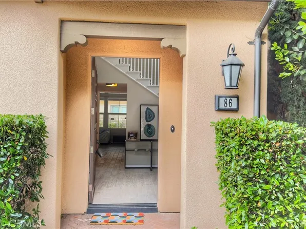 86 Twin Flower, Irvine, CA 92620