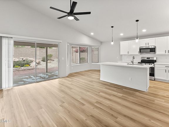 5th image of 14708 W LUPINE Lane
