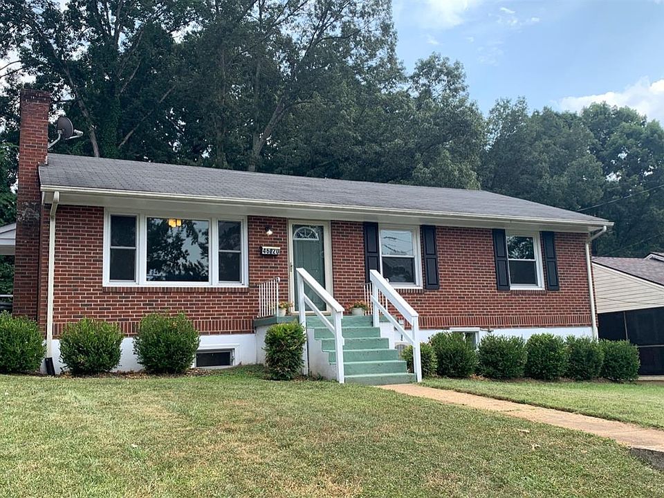 1st image of 4620 Oakdale Dr