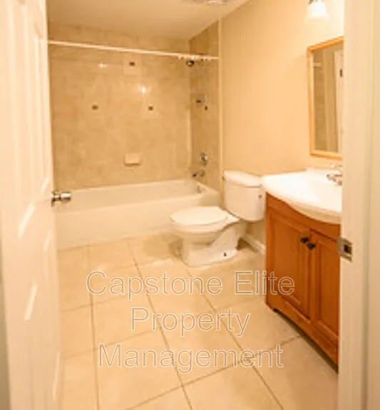 44 S Orange Ave #1 — Photo 4