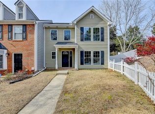 1284 Warsaw Rd, Roswell, GA 30076