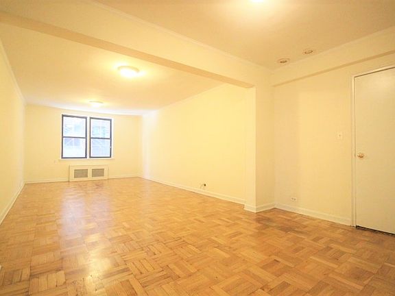 2nd image of 155 W 81st St APT 1