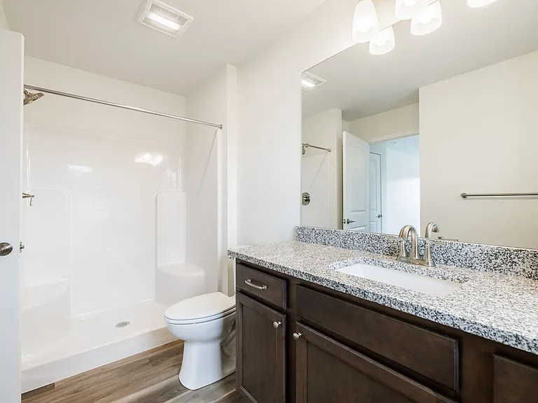 Fourmile Creek Apartments and Townhomes — Photo 40