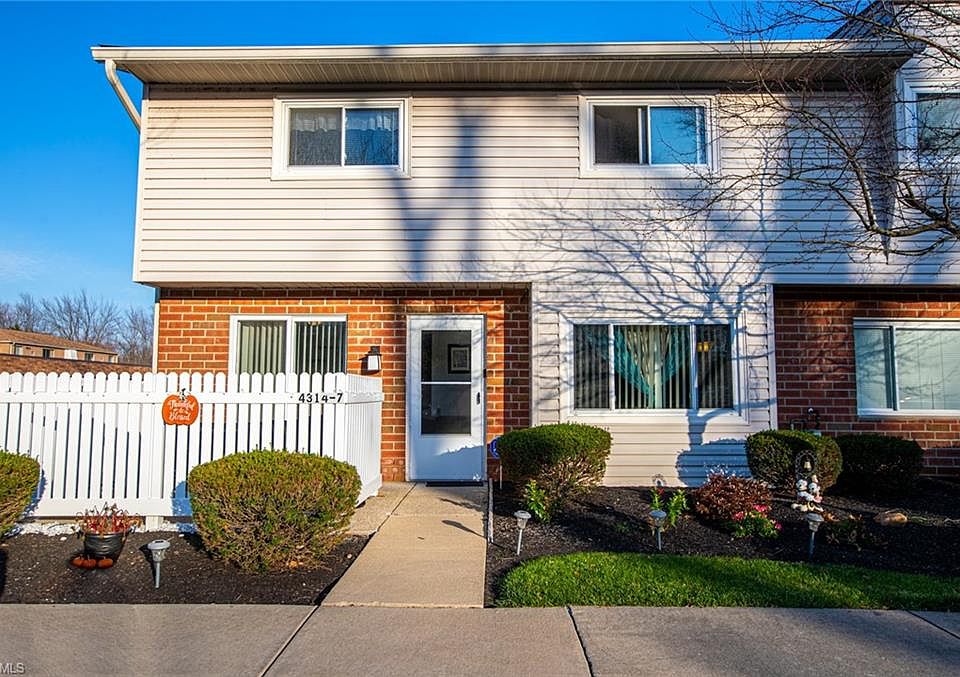 1st image of 4314 Hyde Park Dr #7
