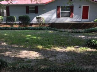 51 Sean Ln, Sanford, NC 27332