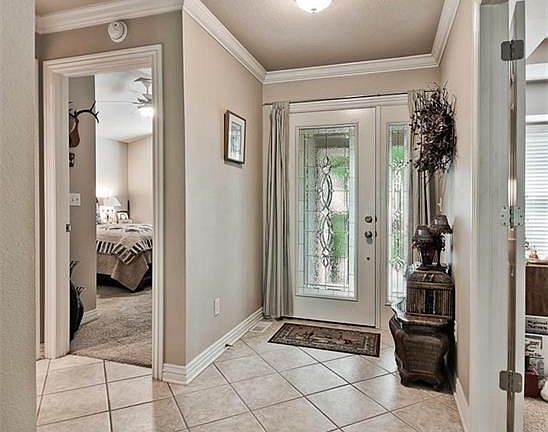 3rd image of 9 Milford Ln
