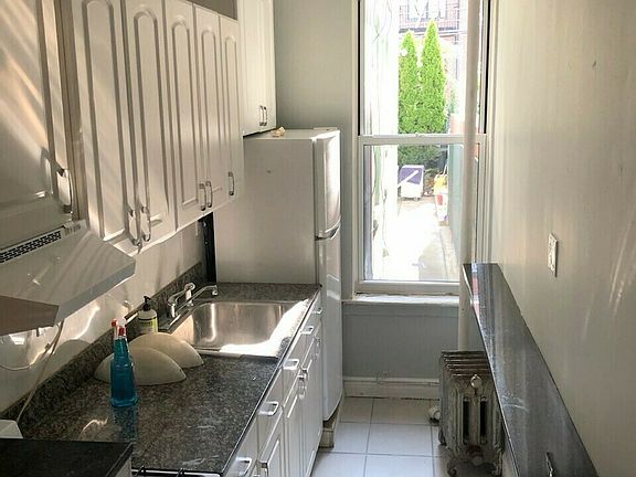 4th image of 3137 30th St APT 1C