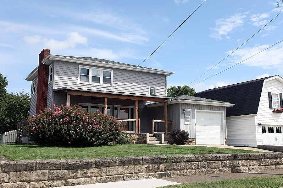 1st image of 46 Vine St
