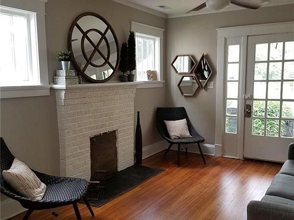 4th image of 2305 Gordon Ave