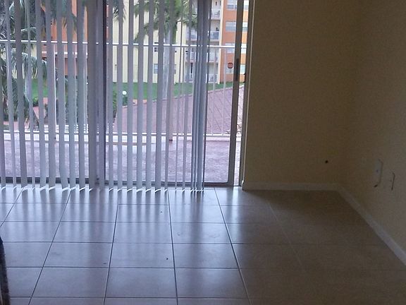 4th image of 7000 NW 186th St APT 4-519