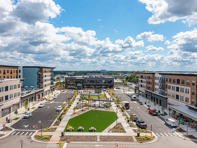 The District at Deerfield Residences — Photo 10