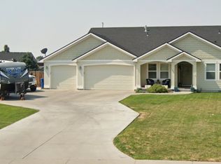 435 NE Greystone Loop, Mountain Home, ID 83647