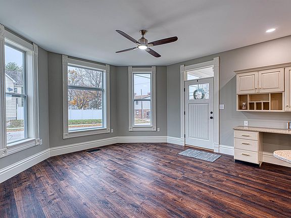4th image of 206 W Gibson St