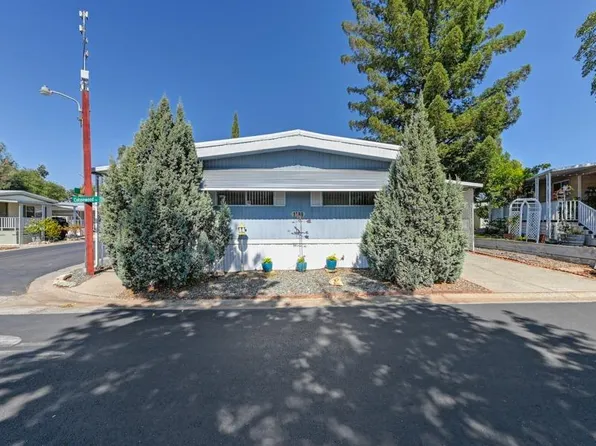 1586 Cottonwood Cir #56, Auburn, CA 95603