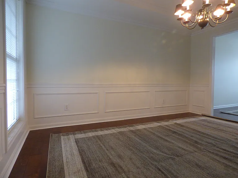 2205 Barrington Ln — Photo 7