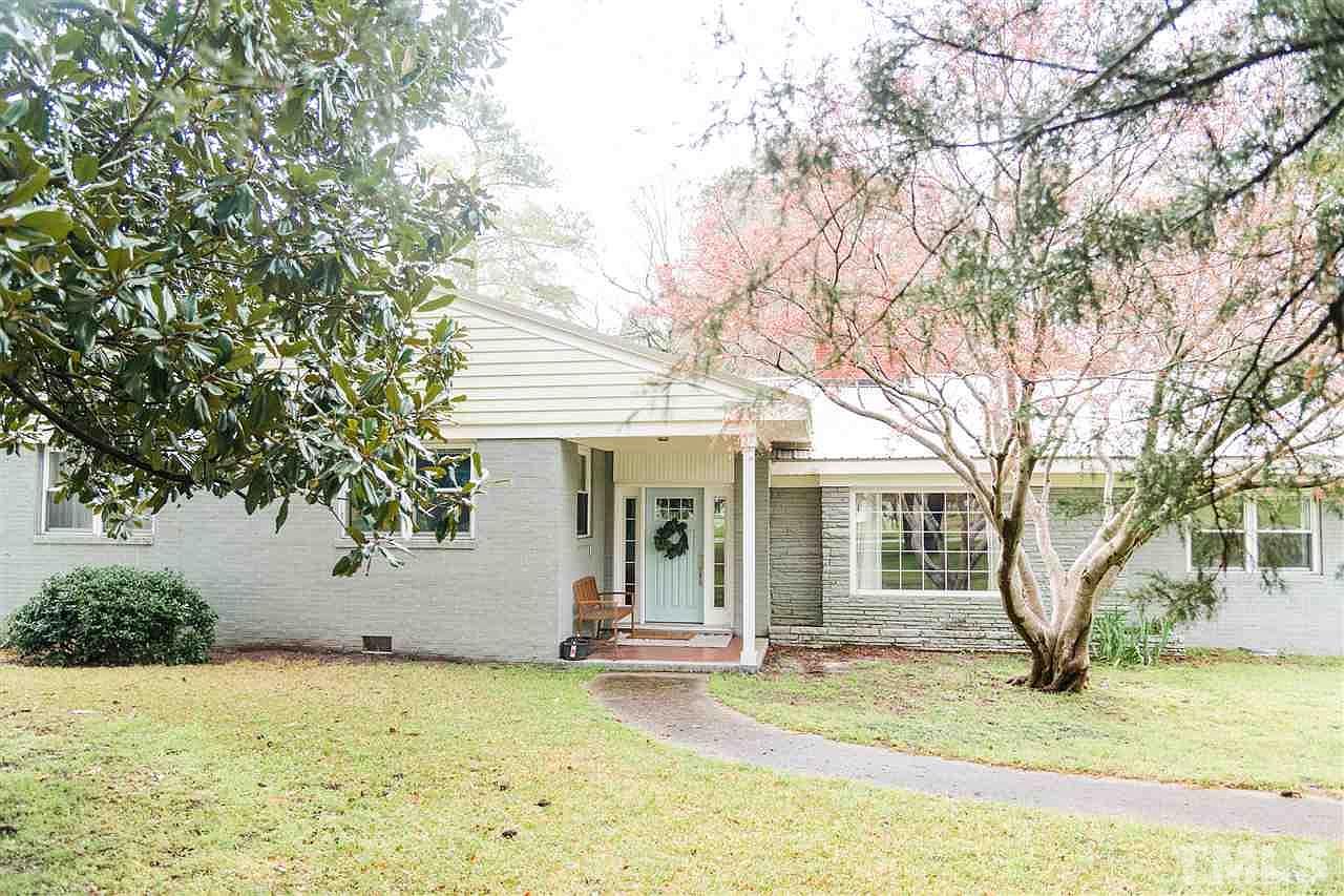 303 W Gannon Ave, Zebulon, NC 27597 Zillow