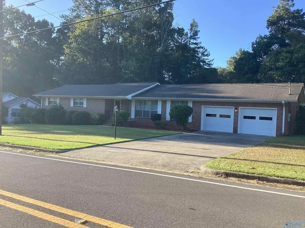 1327 Hoke St, Gadsden, AL 35903