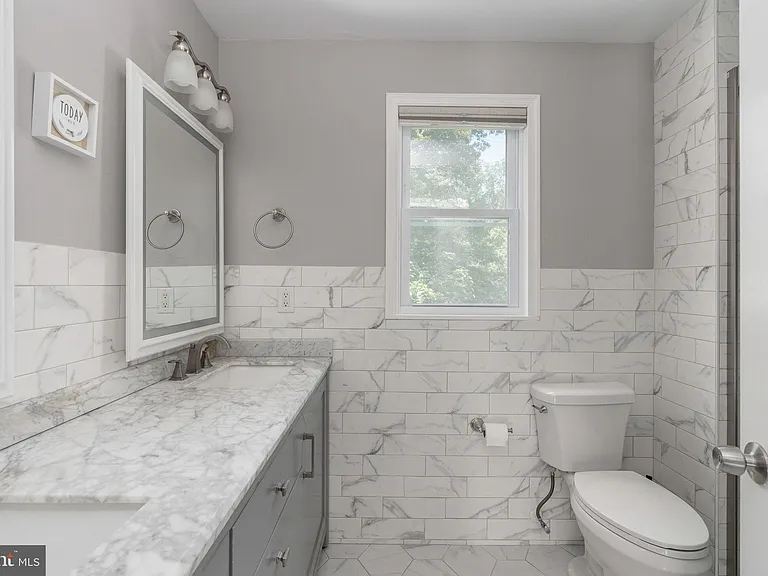 8009 Burrell Rd — Photo 29