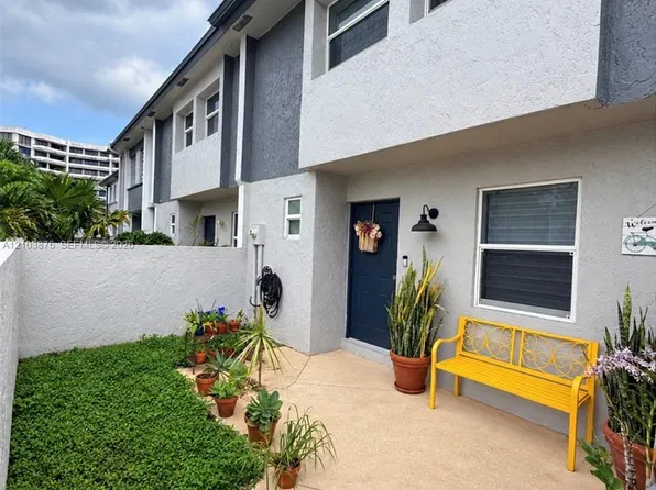 14121 SW 66th St APT G5, Miami, FL 33183