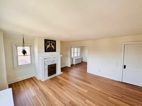 133 N Portage Path APT 6, Akron, OH 44303