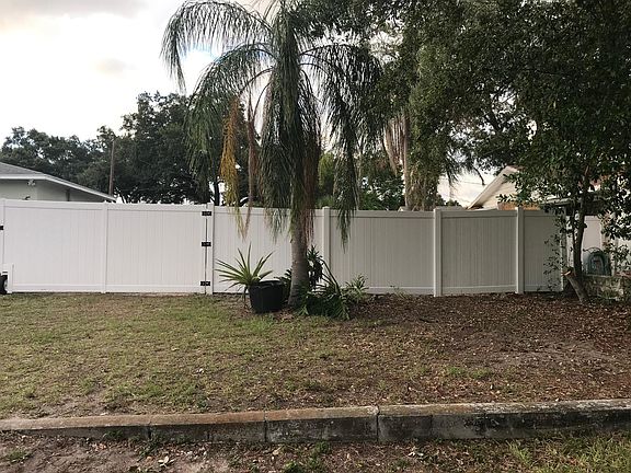 4th image of 1762 Magnolia Dr