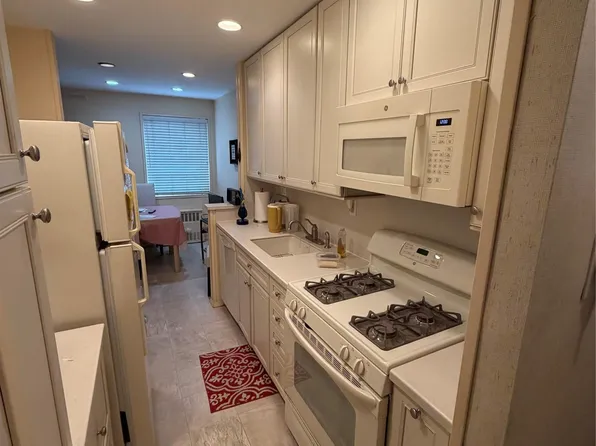 84-39 Apt 4L 153 Ave Avenue #4L, Howard Beach, NY 11414