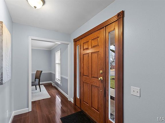2nd image of 442 Royalwood Dr