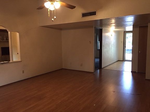 4th image of 1213 Winterwood Dr