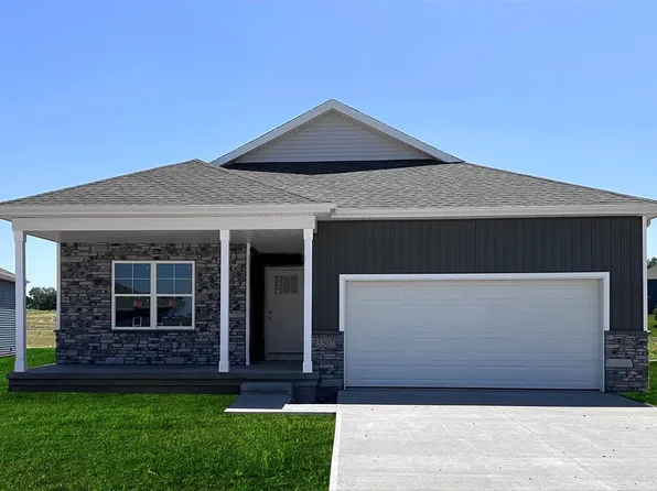 5119 169th St, Urbandale, IA 50322