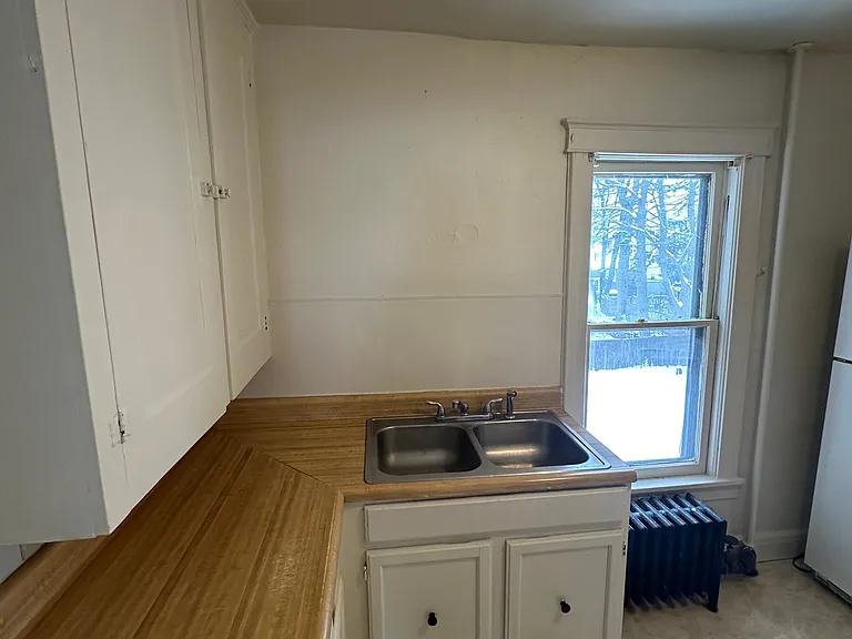27 Duane Ave #2 — Photo 10